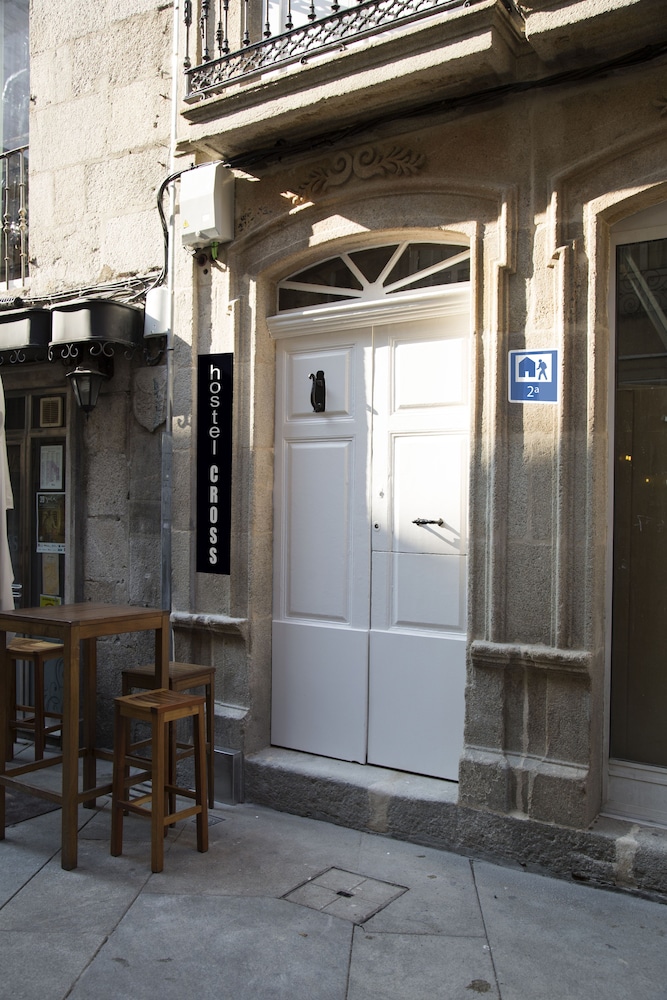 Hostel Cross - Adults Only