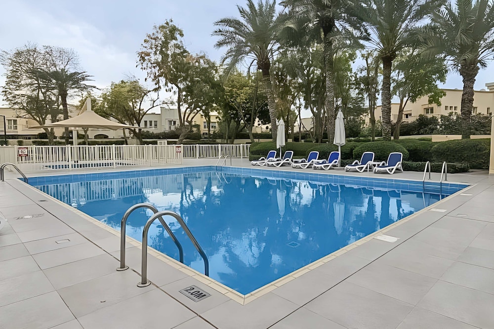 Tranquil 3BR Villa in Springs Community - Sleeps 7