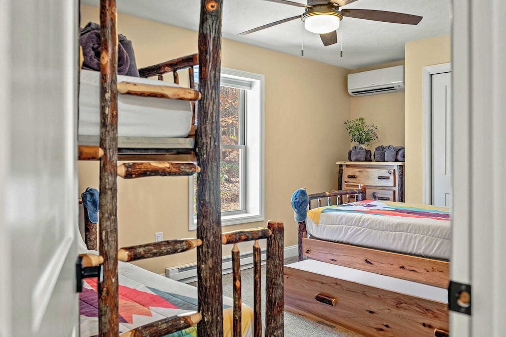 Stephen Way by Avantstay Hot Tub + Game Room Albrightsville
