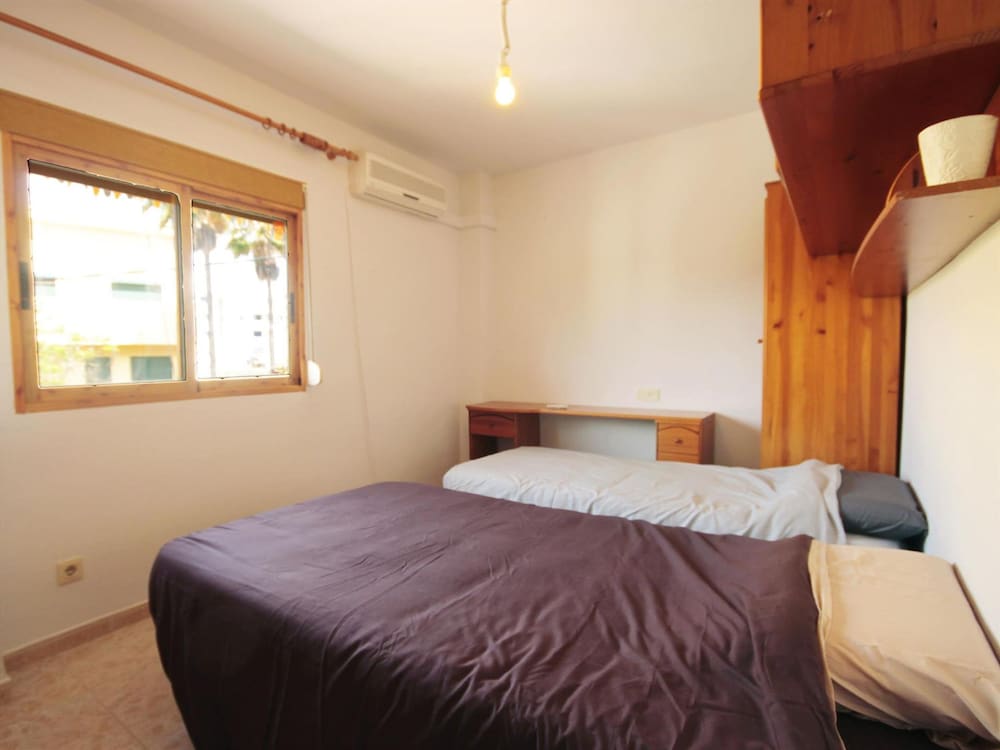 Saladar in J vea With 3 Bedrooms and 2 Bathrooms
