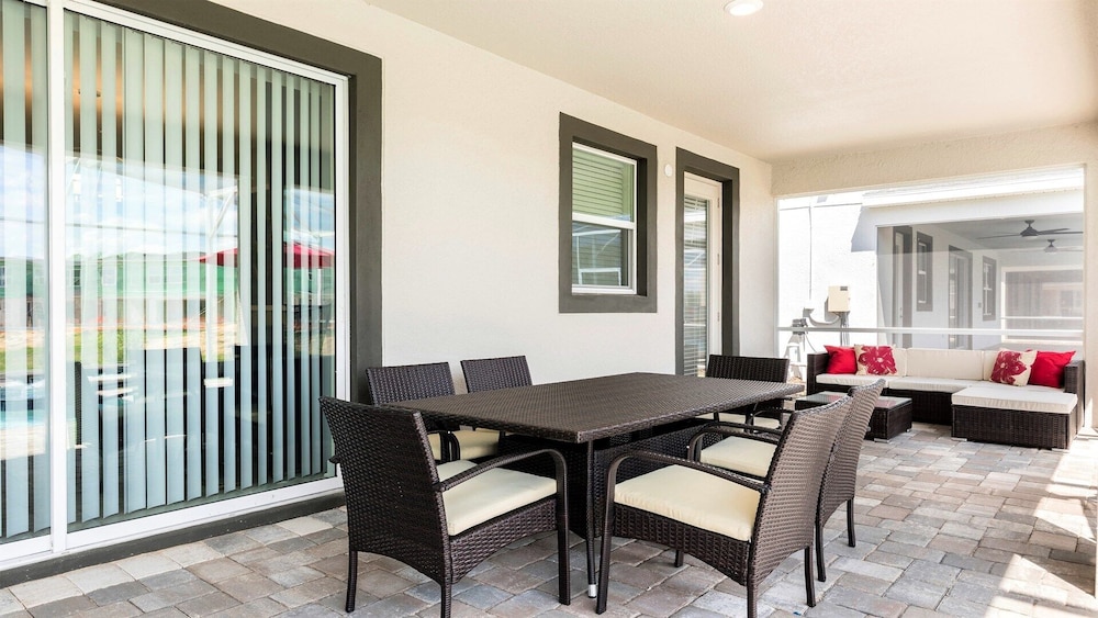 The Retreat at Champions Gate by Nova