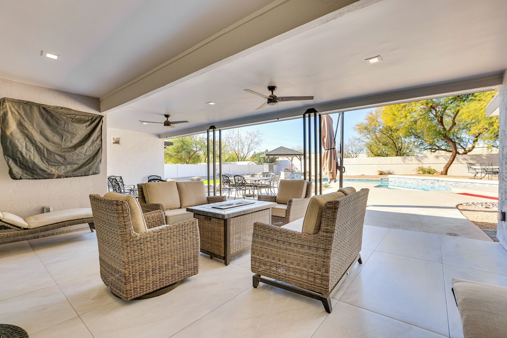 Luxury Scottsdale Home w/ Private Pool & Gas Grill