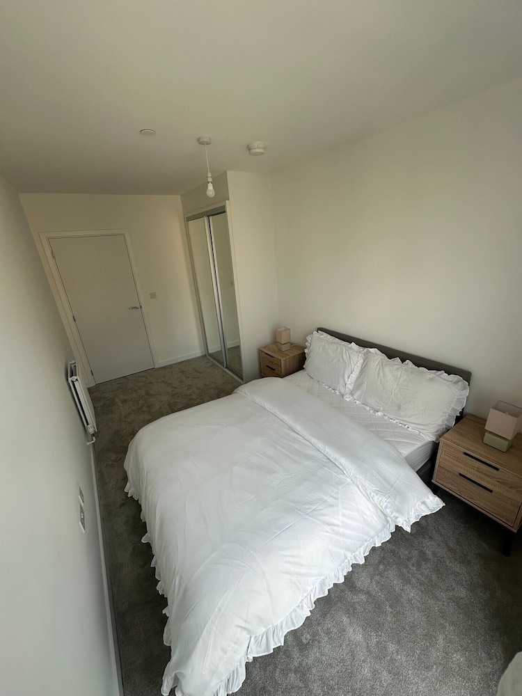 London Bliss Apartment Retreat