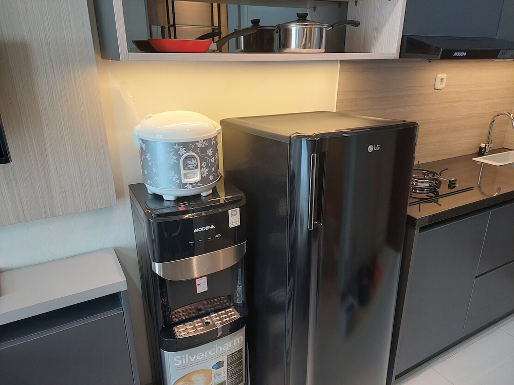 Comfort and Cozy Living Studio Springwood Residence Tangerang Apartment