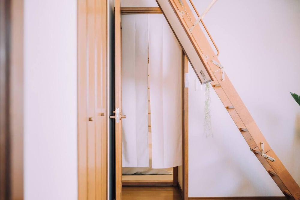 5BDR 1.5BA Osaka Castle House