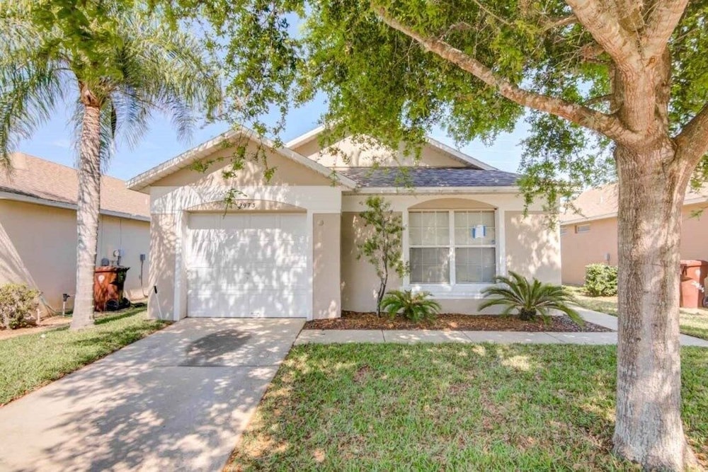 Southern Exposure Private Pool! 3 Bedroom Home by RedAwning view 4