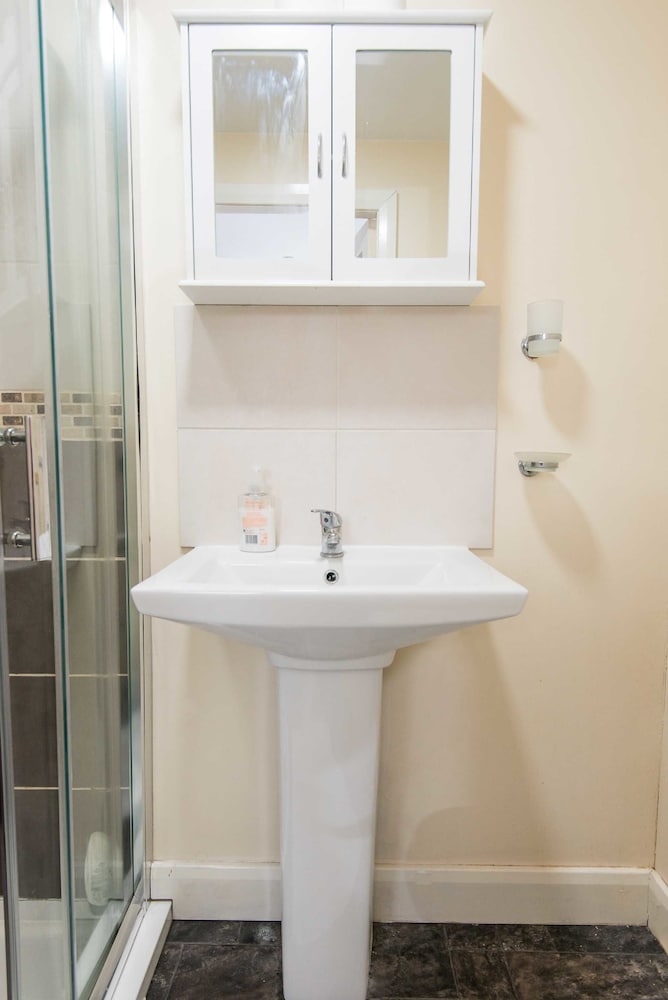 Snooze Apartments Flat 56