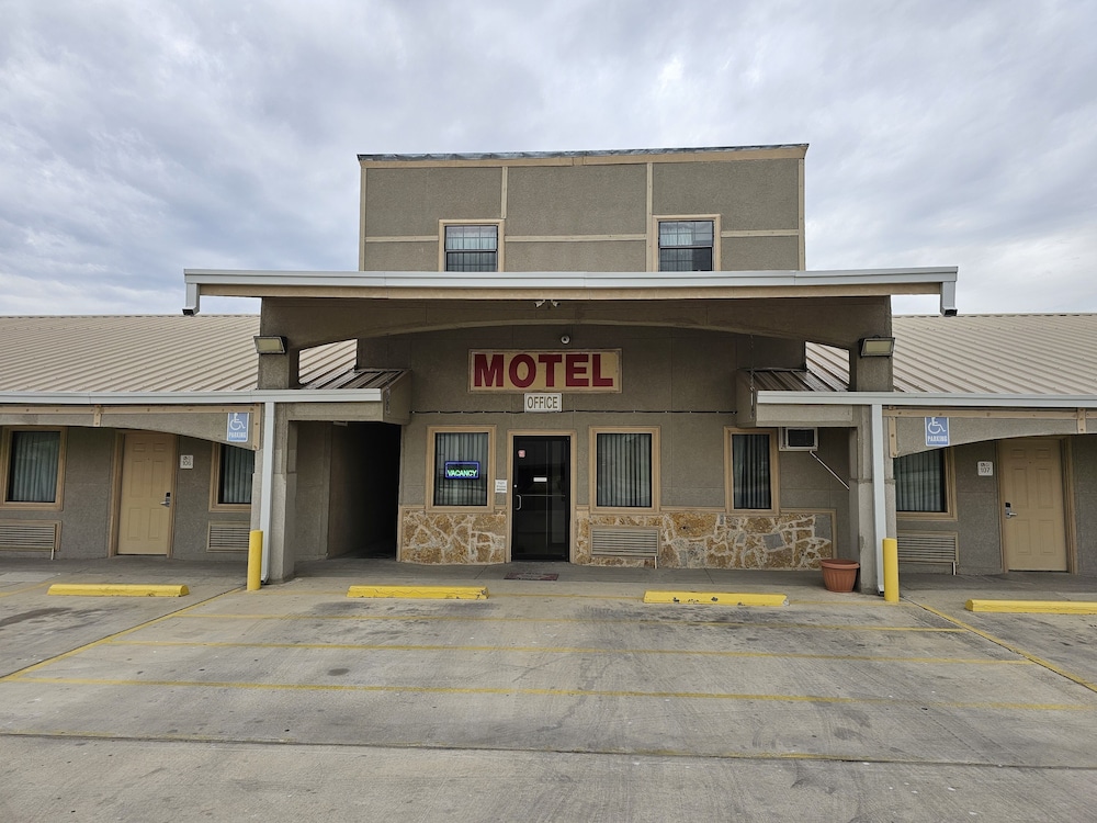 Carrizo Inn