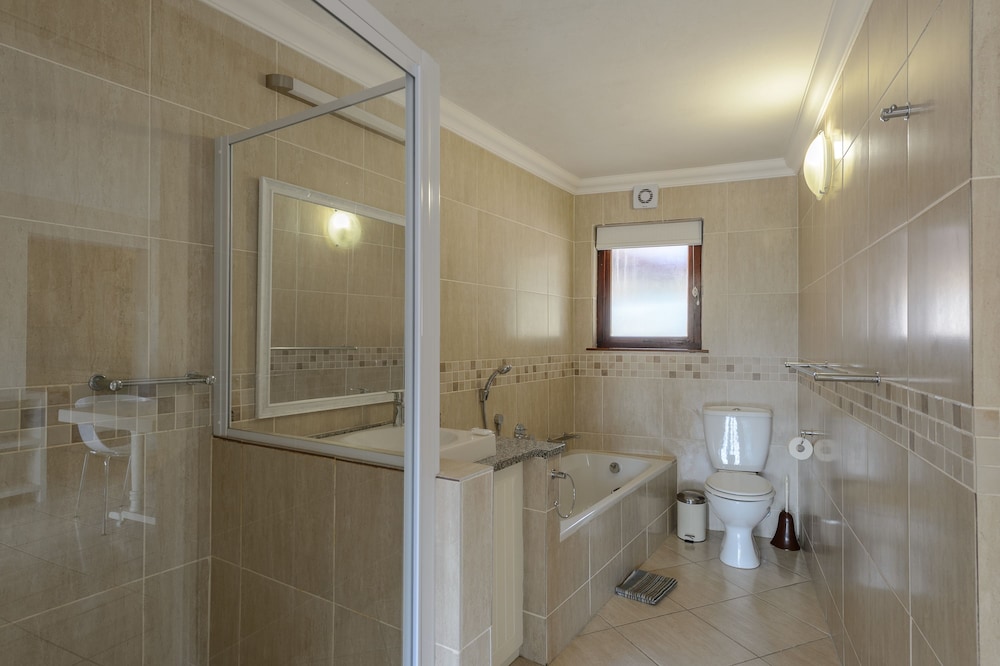 San Lameer Villa Rentals 2817
