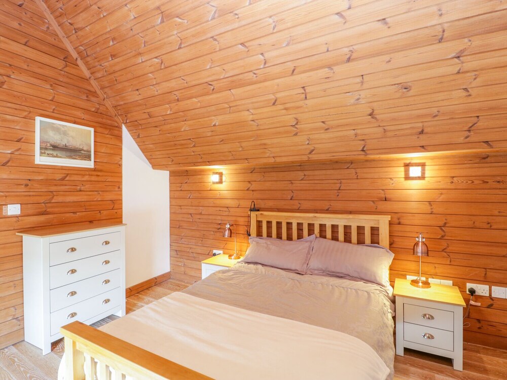 Avonside Cottage view 5