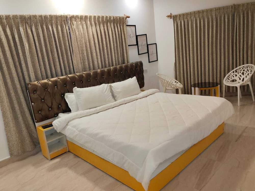 Octagon Beach Resort Pondicherry