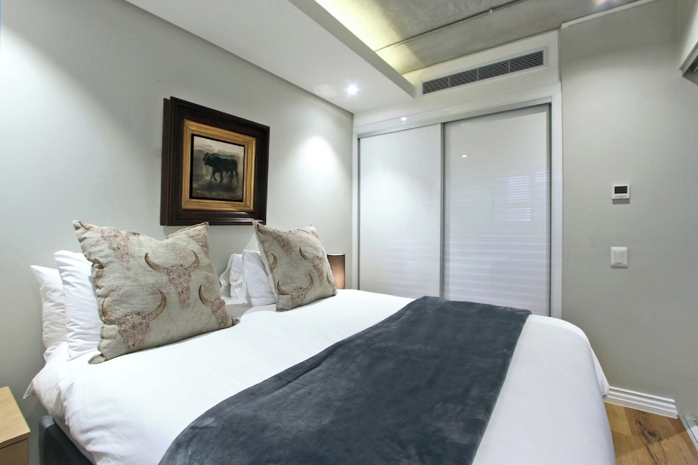 Docklands Deluxe Apartments by ITC Hospitality