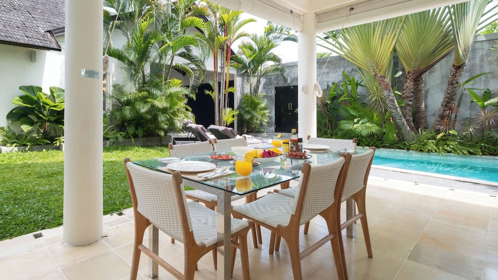 Villa Merta Sari 8 by Villa Finder