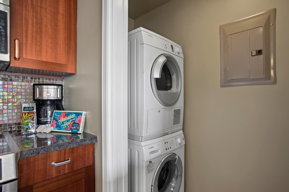 KBM Resorts Spacious 4-bedroom Honua Kai Collection Multi Unit Listing Same Floor Ocean Views 2 Free Rental Cars! Hkh-503/16