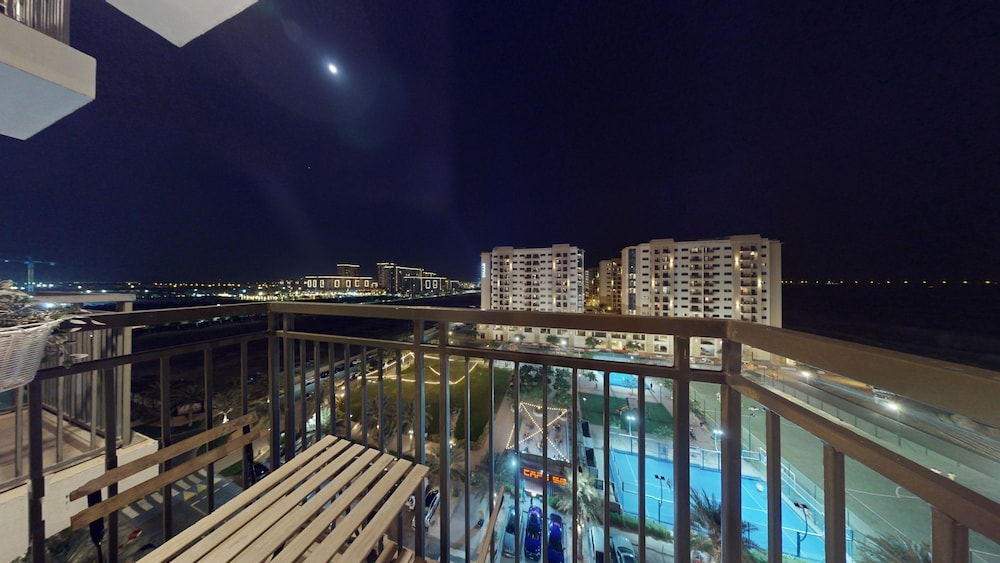 Qudra - Town Square - Una Apartment 718
