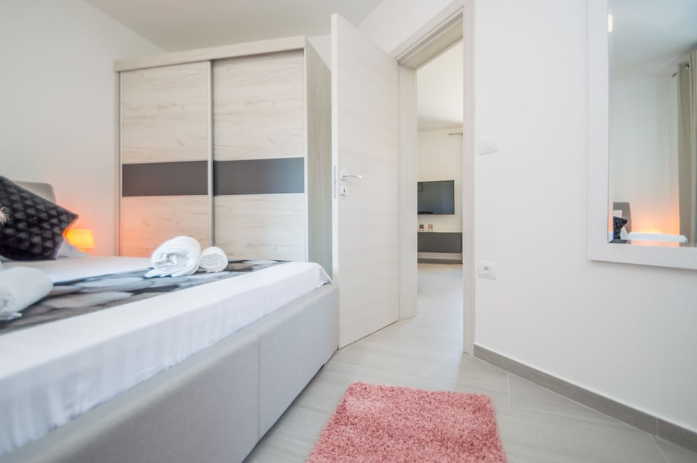 Exclusive City Apartments view 3