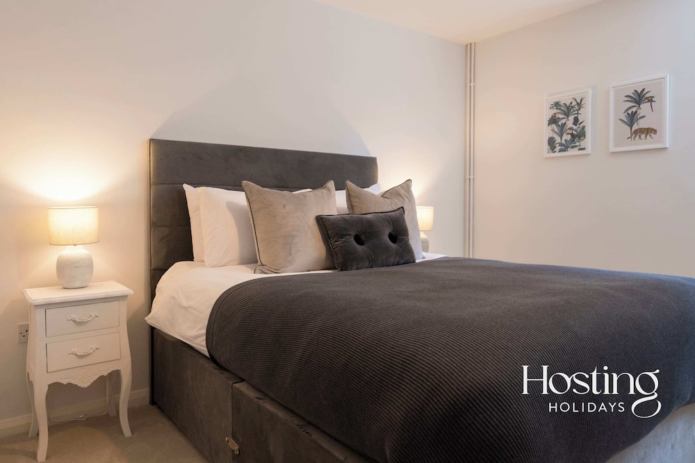 Walkers Hideaway In The Heart Of The Chilterns With Incredible Views view 3
