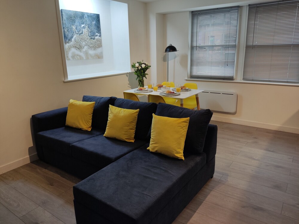 3-bed Cottage - Fast Wifi-big Garden - Town Centre, photo 16