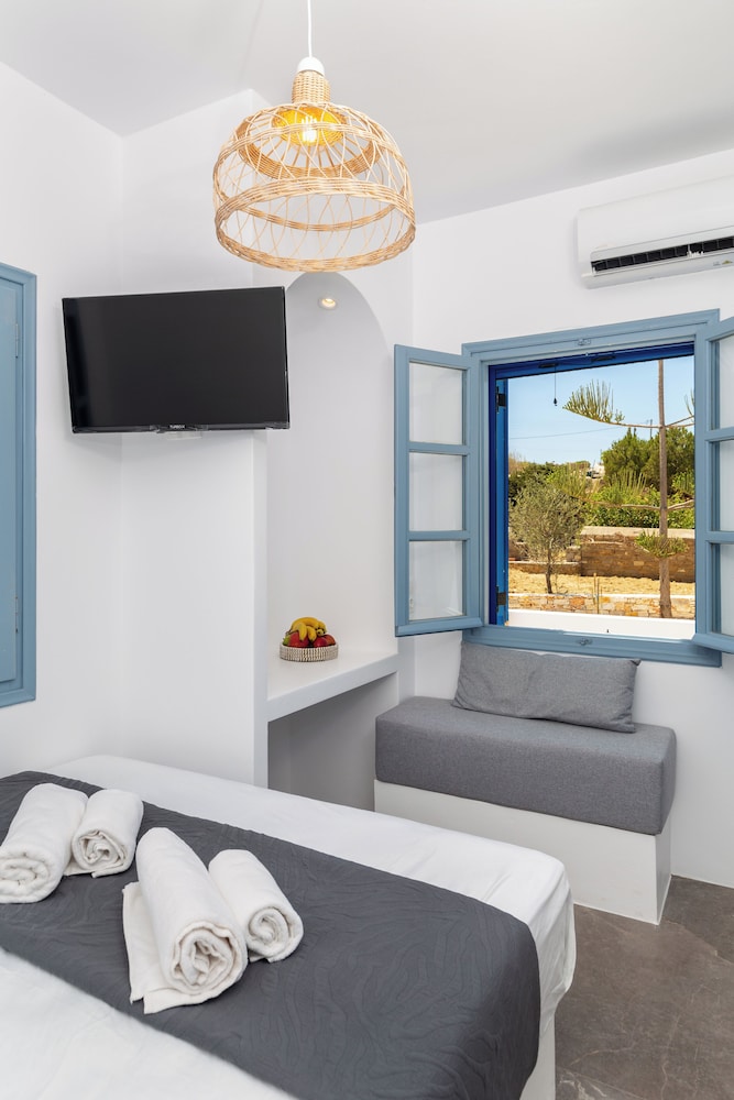 Aitheras Luxury Suites
