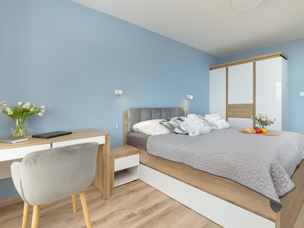 Apartment in Dziwnow Near Sandy Beach view 3