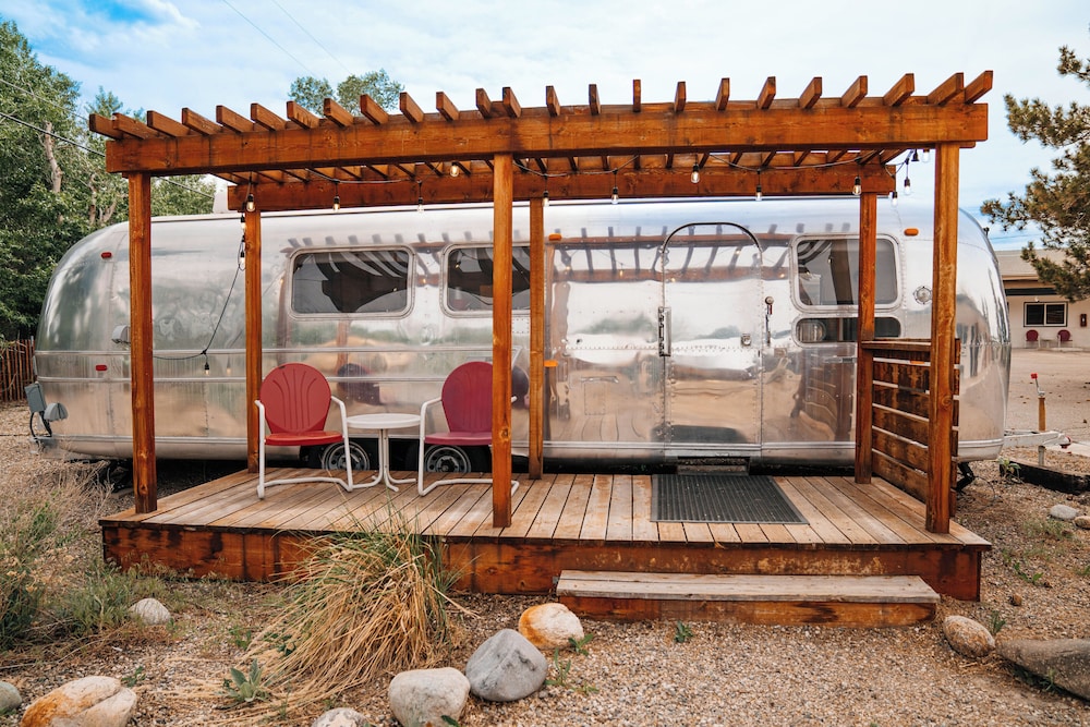 The Amigo Motor Lodge