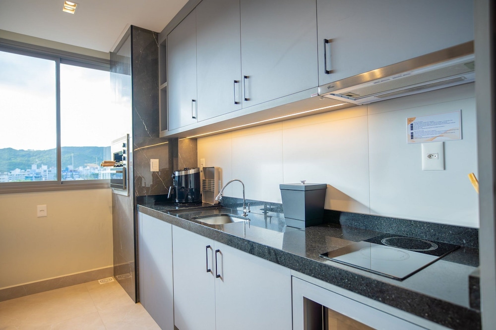 Elegance Residence