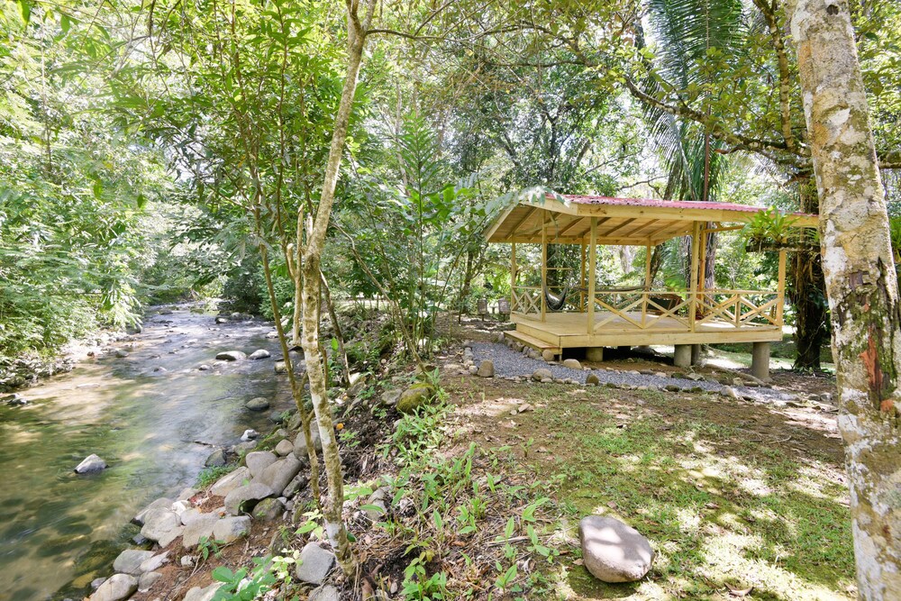 Hotel el Mono Feliz