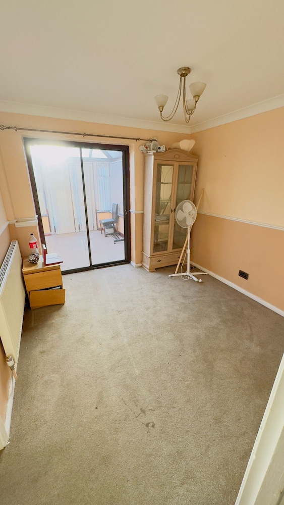 1 Bed House - Parking & Wifi