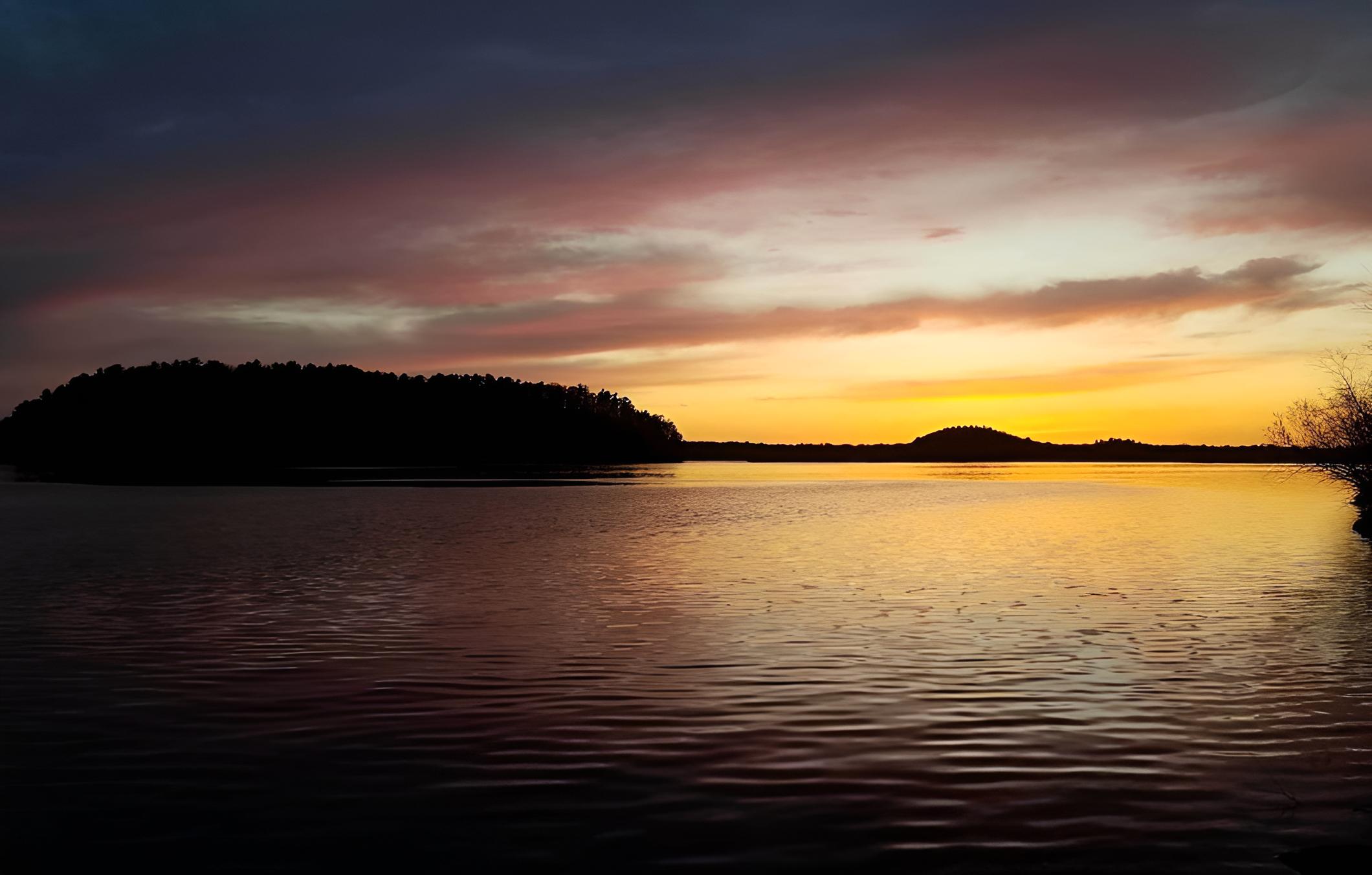 Cabin w/ Kayaks Situated on the Wisconsin River! view 4