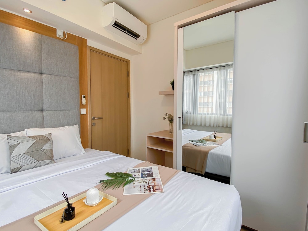 Comfortable And Minimalist 2Br At Meikarta Apartment
