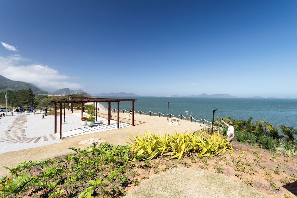 Loft Vista mar com Varanda em Mangaratiba
