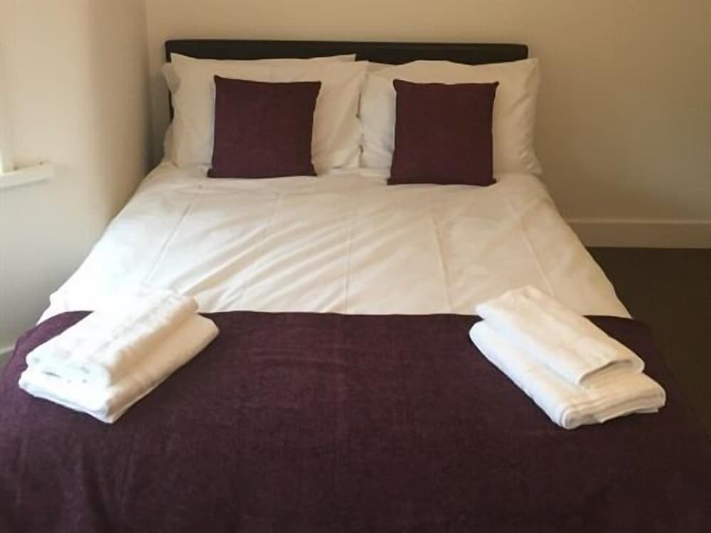 Beddoe Apartments