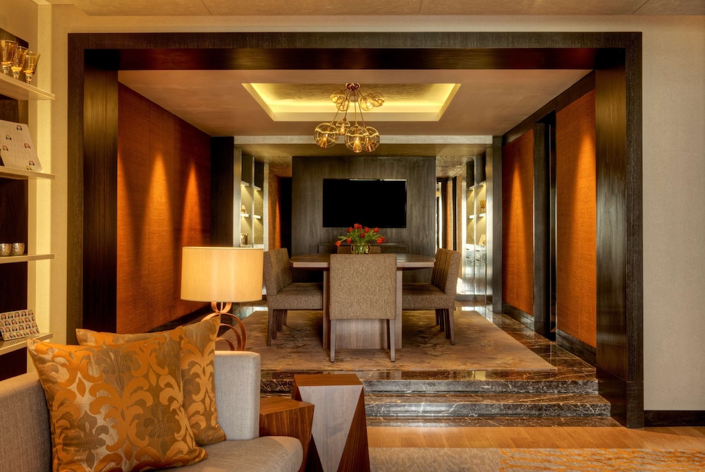 Mumbai Vacations - Grand Hyatt Mumbai Hotel and Serviced Apartments - Property Image 35