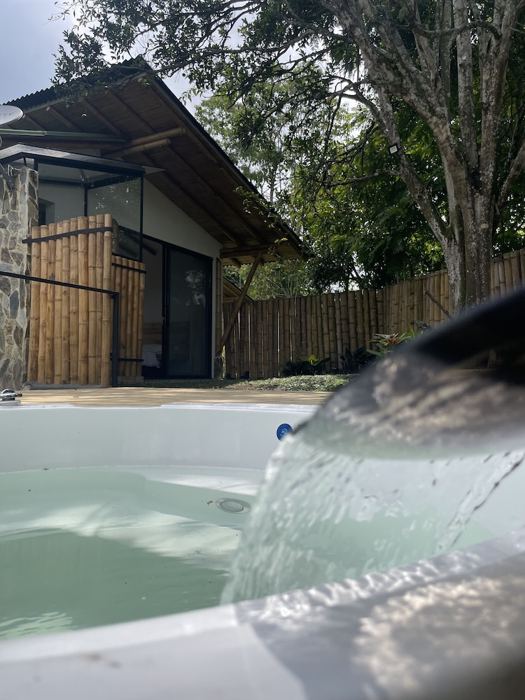 EcoHotel Alma