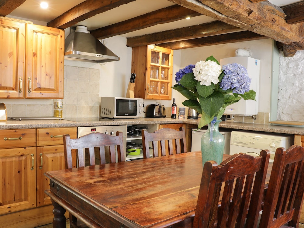 Cherry Tree Cottage view 5