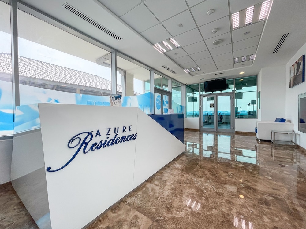 Peaceful and Airy 1-bedroom Apartment With the Palm Beach View