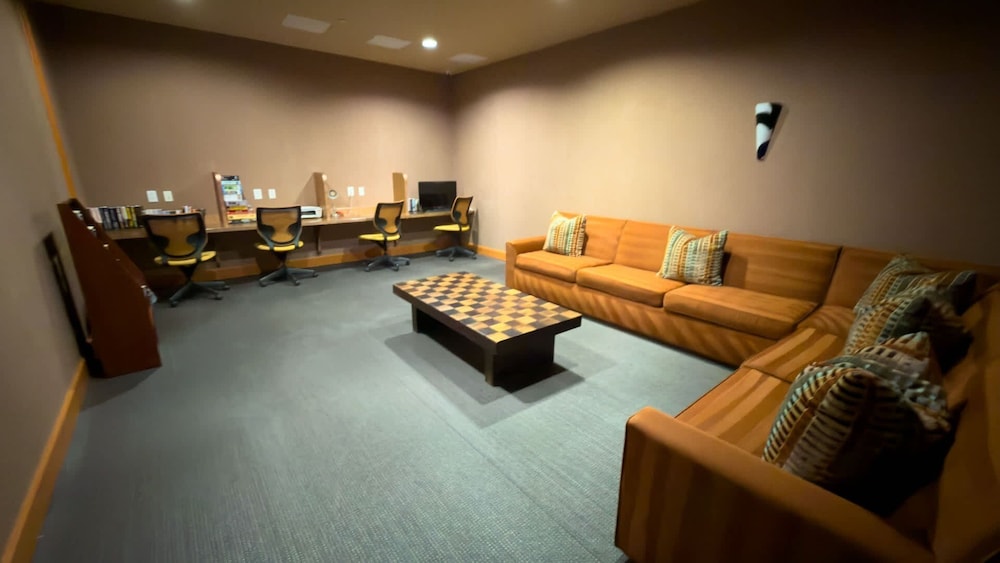 Penthouse Jr Unrivaled Luxury Insane Views 3 Bedroom Apts