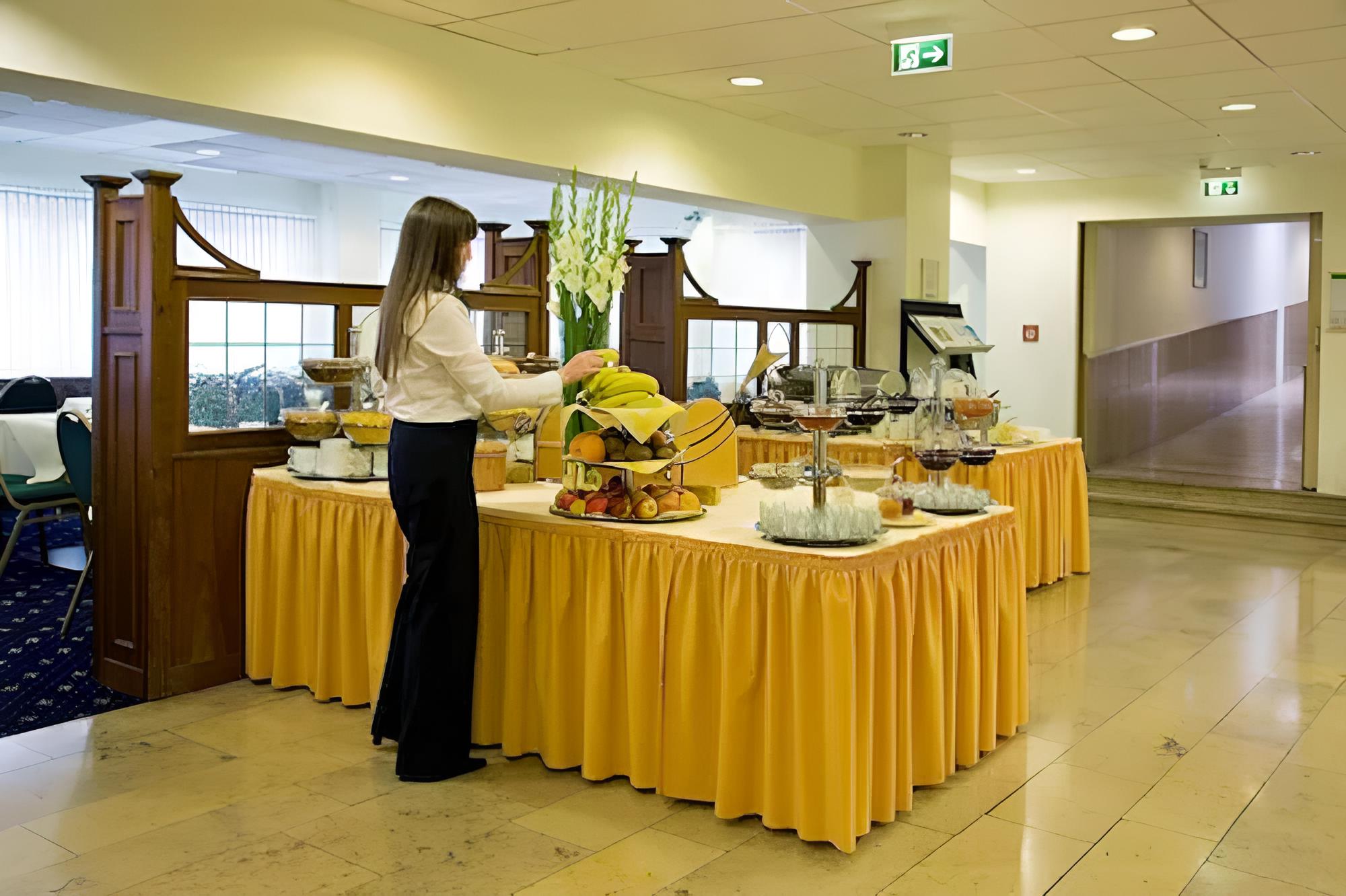 Hotel Excelsior - Property Image 3