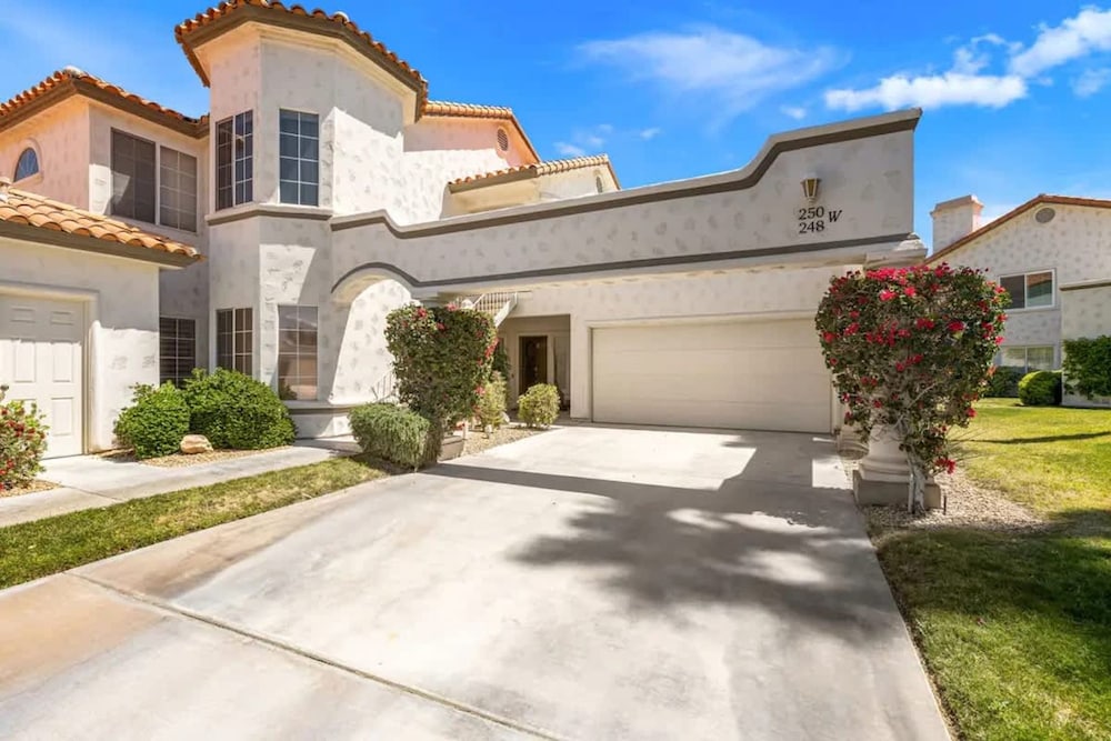 2Br Golfside Getaway in Desert Falls
