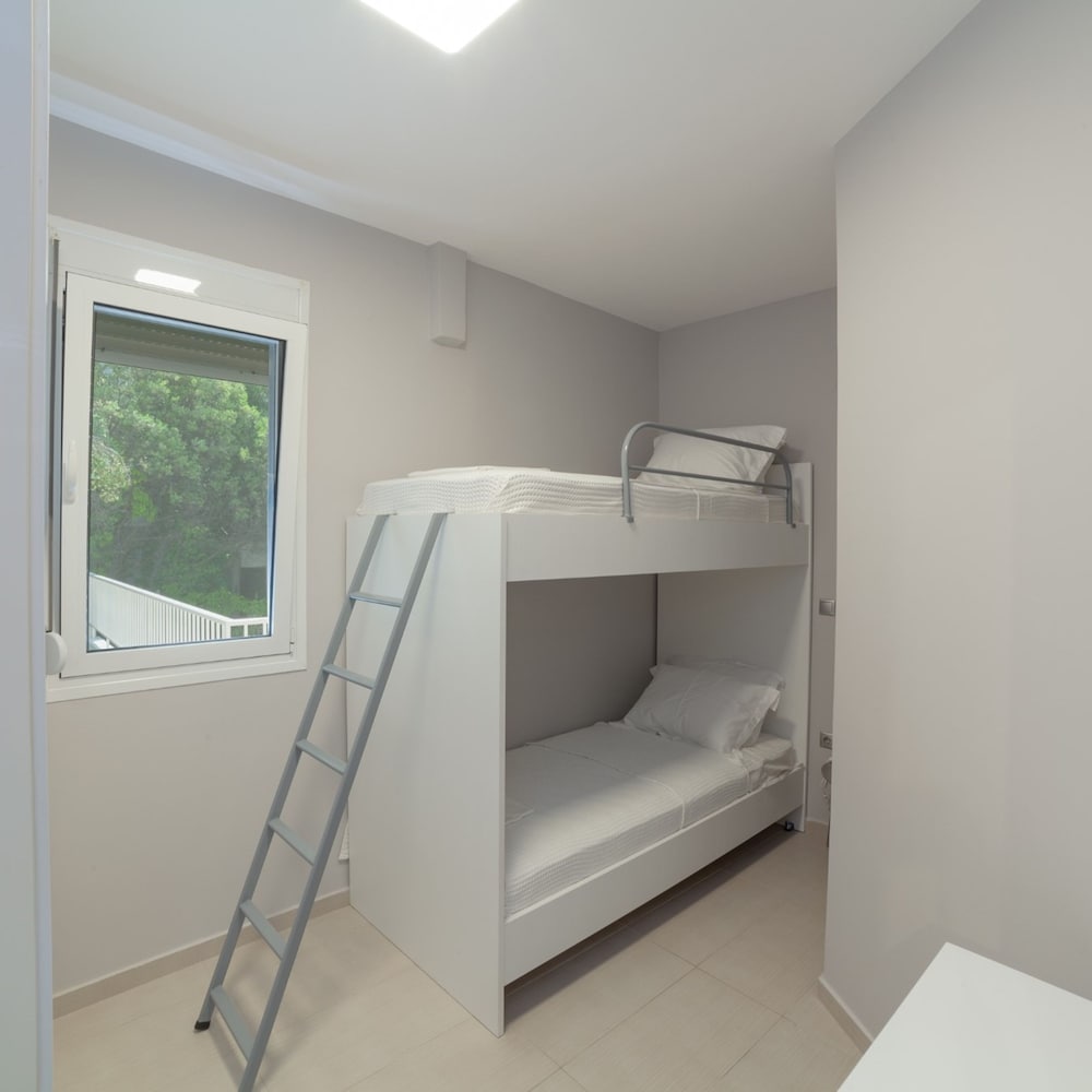 Althea Suites 3 by Rentals Pro photo 5