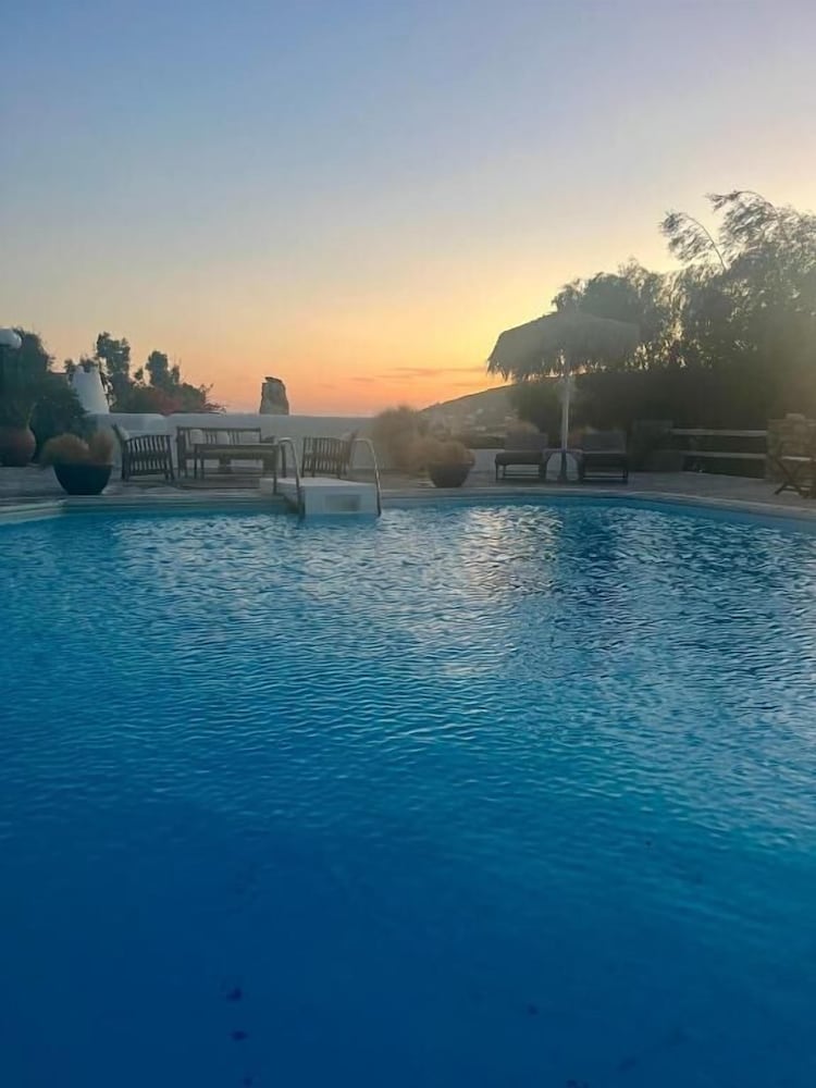 Casa Paros
