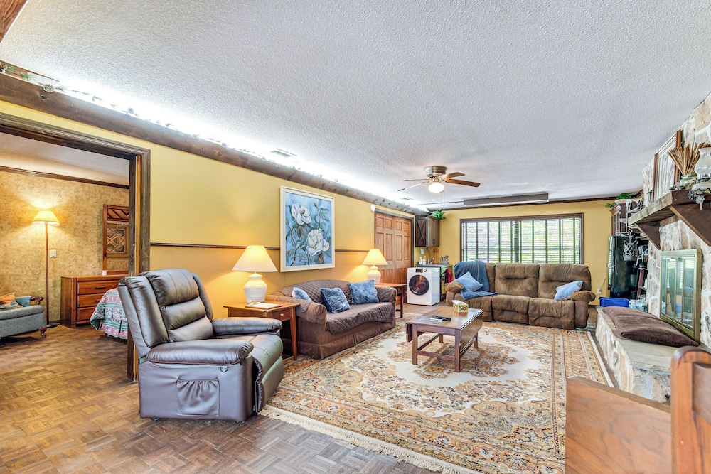 Lake Access + Private Patio: Sunny Inverness Apt!
