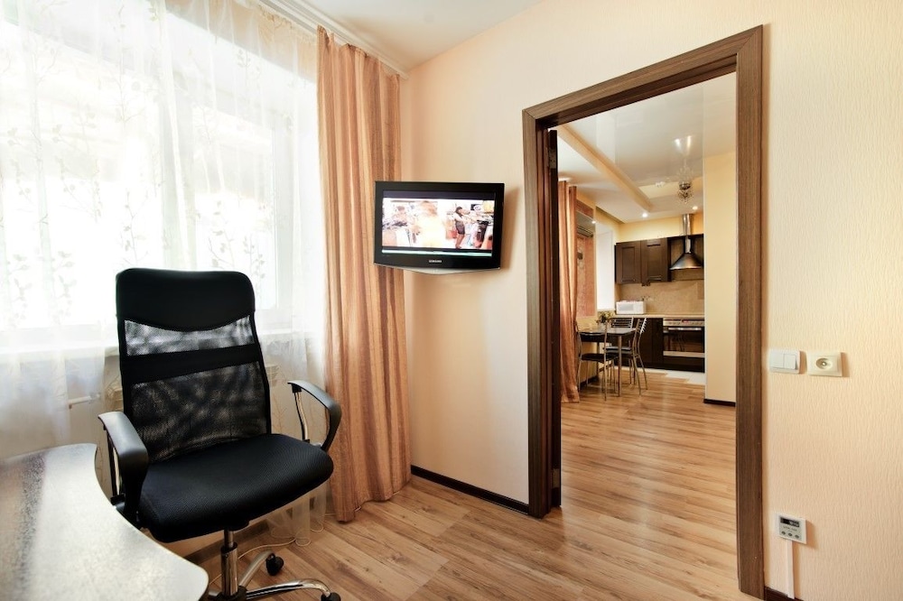 Apartment on Posyetskaya 32 view 3
