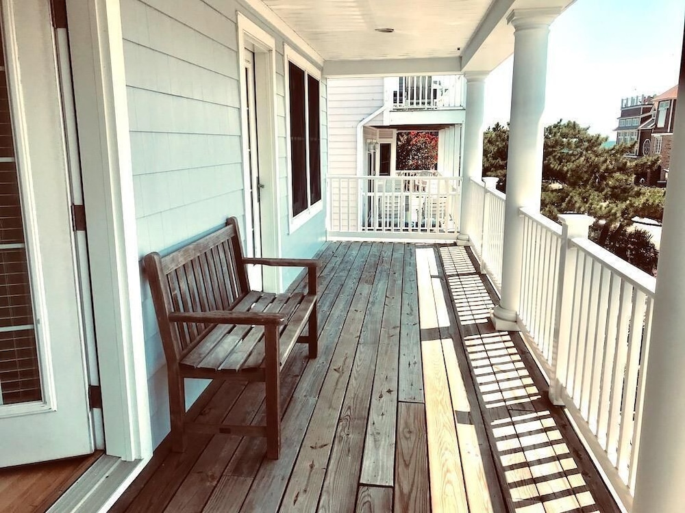 Houston Street 11