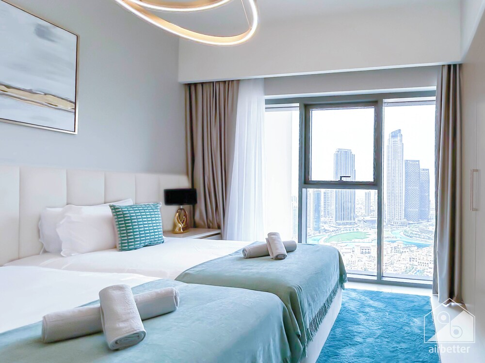 Spacious 3.5 Bedroom Apartment in Burj Royale