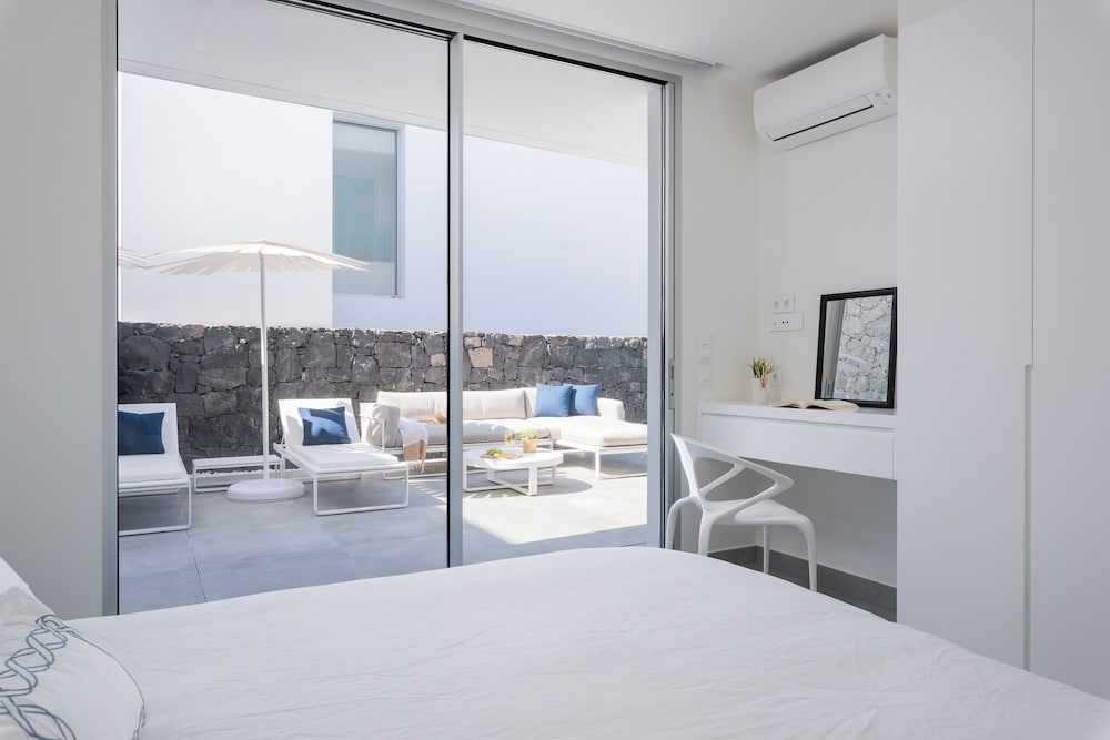 Villa Superior 1 - Casangular by Upper