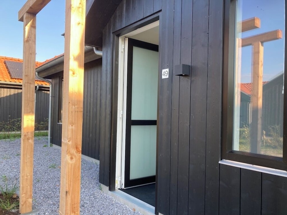 4-person Chalet Albatros by the Water With Parking Space view 3