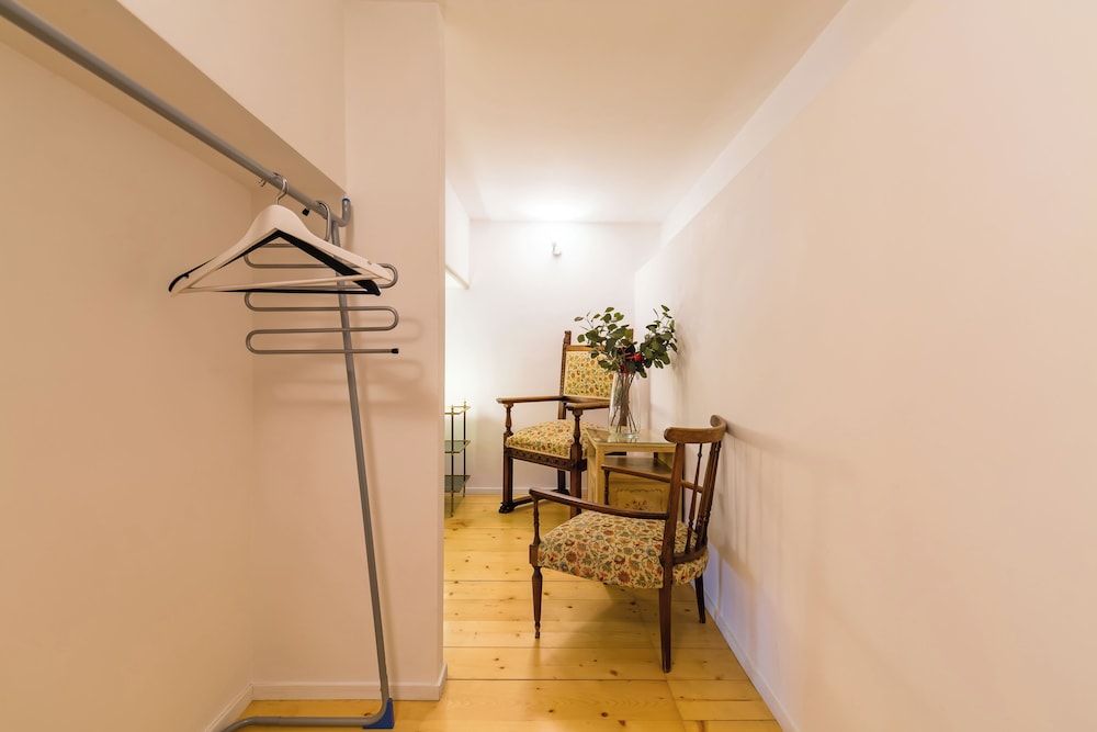 Grifeo- Quiet Flat on Panoramic Route