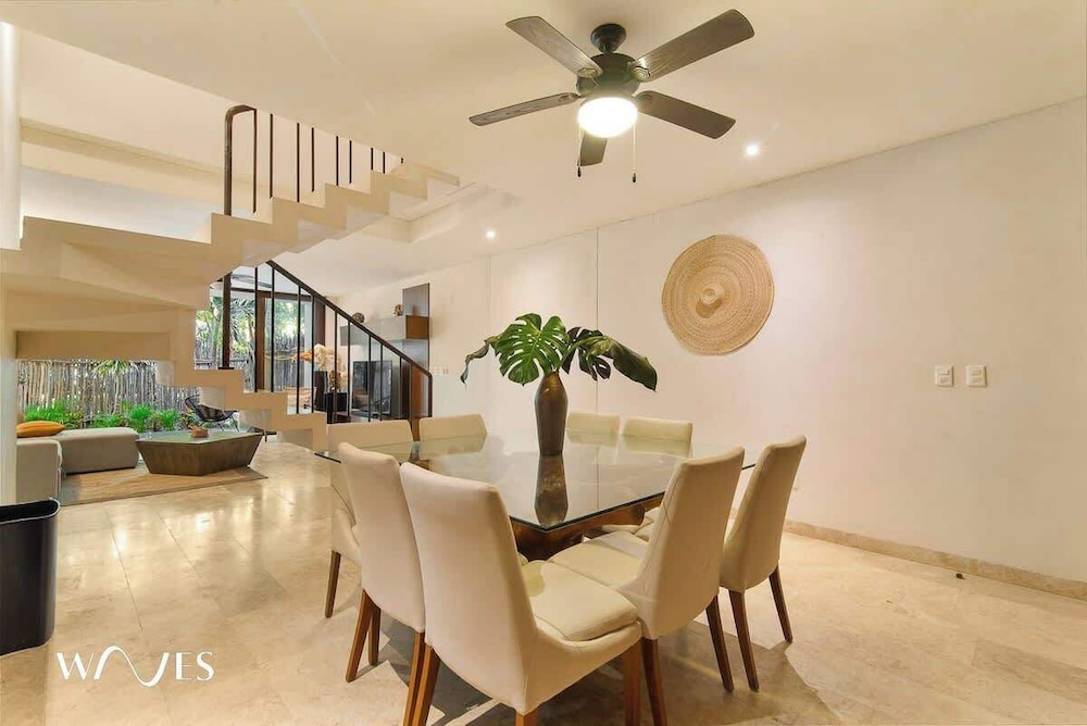 2 Br. PH W/private Pool in Luxury Gated Community