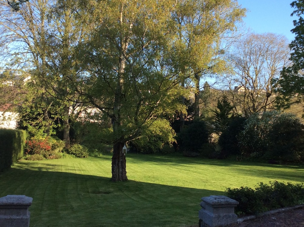 Domaine des 1000 Navettes view 4